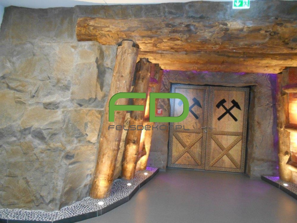 picture/felsdekor_stadion_aue_3.jpg