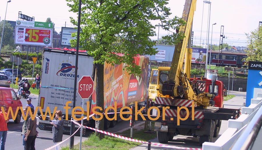 picture/rozladunek_galeria_forum_gliwice_sztuczne_skaly_felsdekor_4.jpg