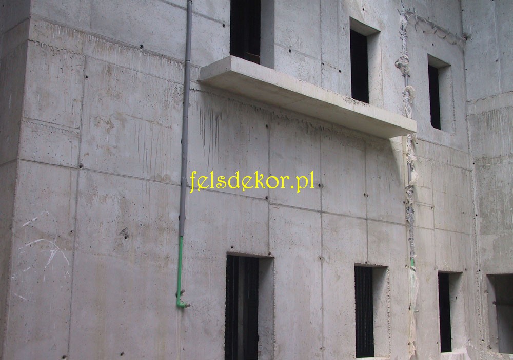 picture/zoo_warszawa_szympansy_sztuczne_skaly_felsdekor_w_1.jpg