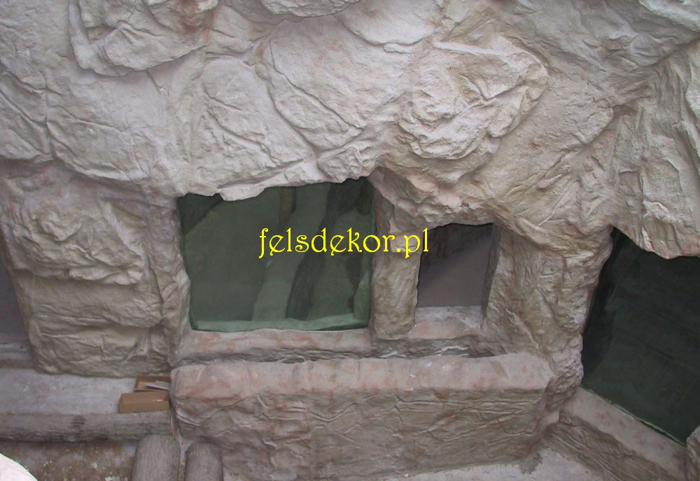 picture/zoo_warszawa_szympansy_sztuczne_skaly_felsdekor_w_9.jpg