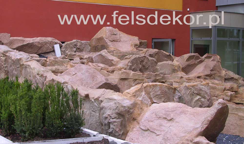 picture/apartament_silesia_leopoldinum_felsdekor_sztuczne_skaly_strumien_21.jpg